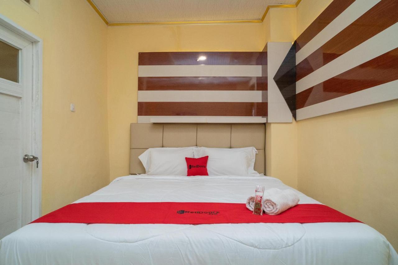 Reddoorz Plus Syariah Near Pasar Turi Surabaja Zewnętrze zdjęcie