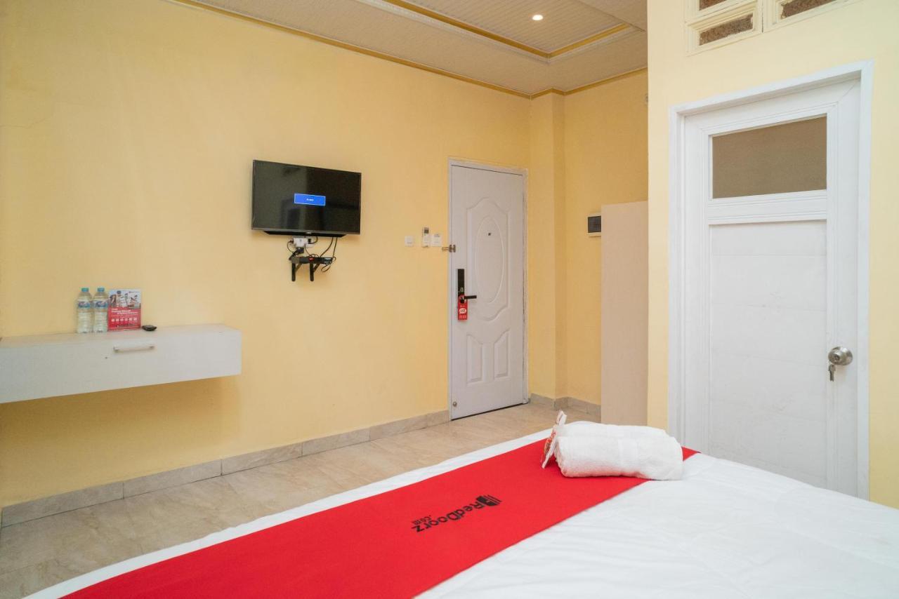 Reddoorz Plus Syariah Near Pasar Turi Surabaja Zewnętrze zdjęcie